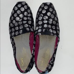 TOMS Black and Silver Dot Classic 6 Slip On
